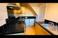 2BedFlatKenilworthRoadTW15img7