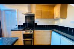 2BedFlatKenilworthRoadTW15img9